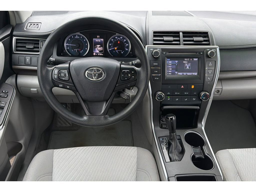 Used 2017 Toyota Camry LE FWD image 15