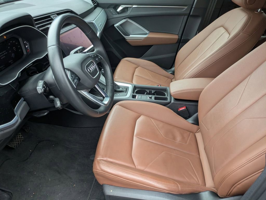 Used 2022 Audi Q3 2.0T Premium image 19