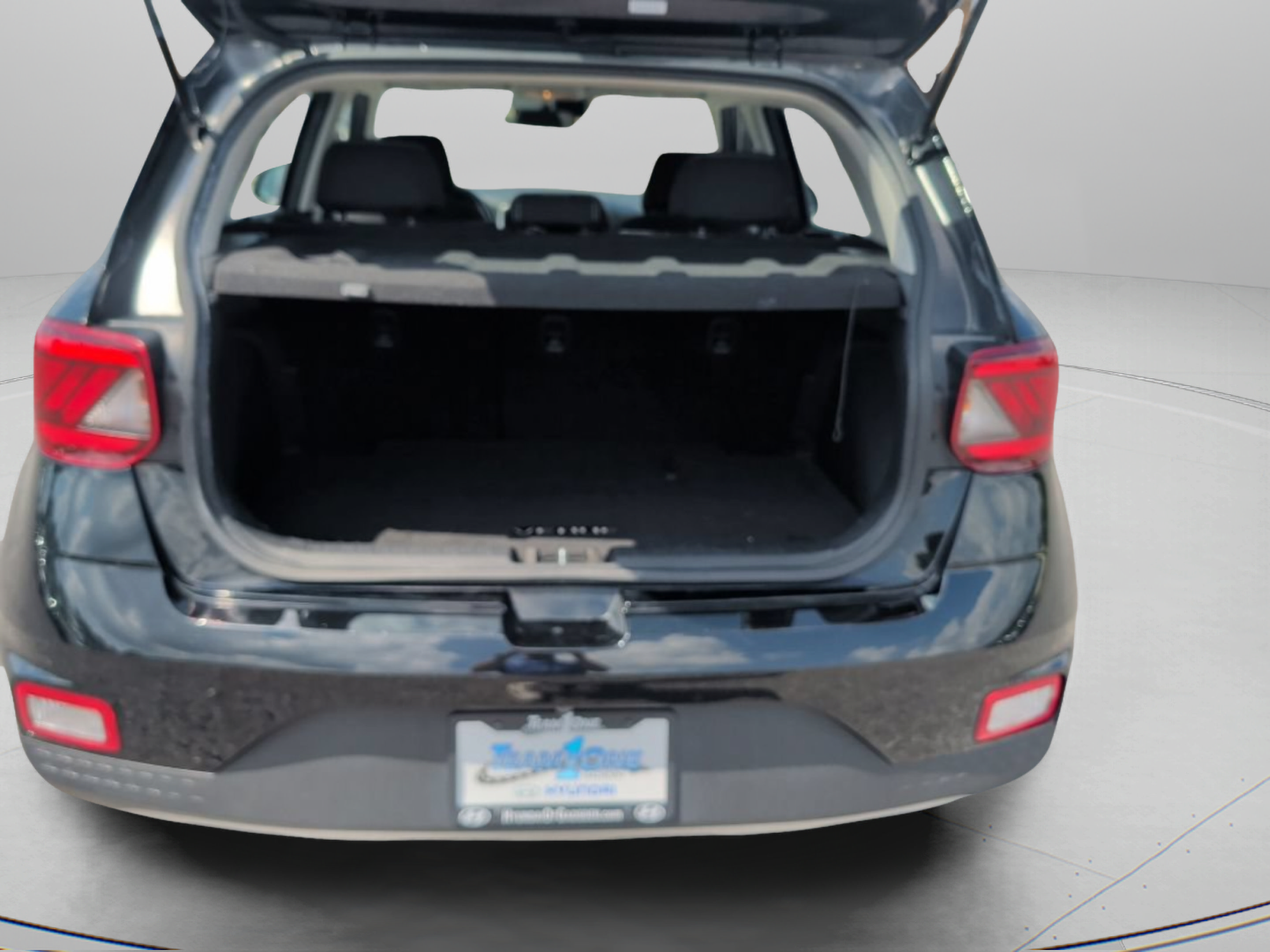 Used 2021 Hyundai Venue SEL FWD image 35