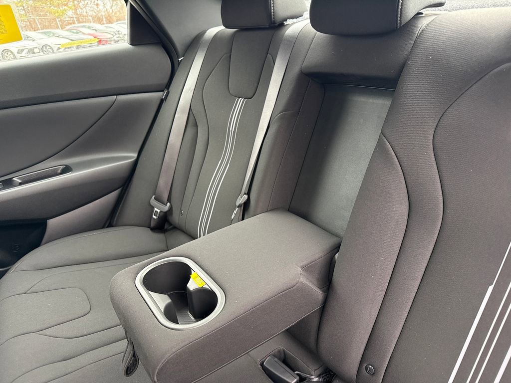 New 2026 Hyundai Elantra SEL Sport image 35