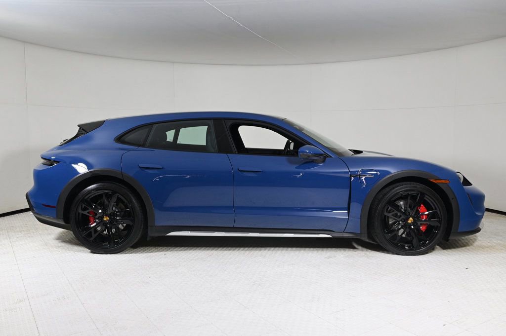 Certified 2023 Porsche Taycan 4S image 9