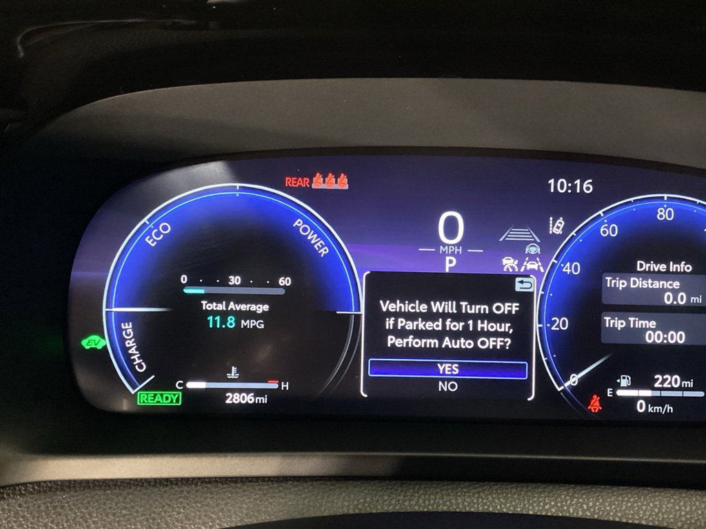 Used 2025 Toyota Crown Signia image 10