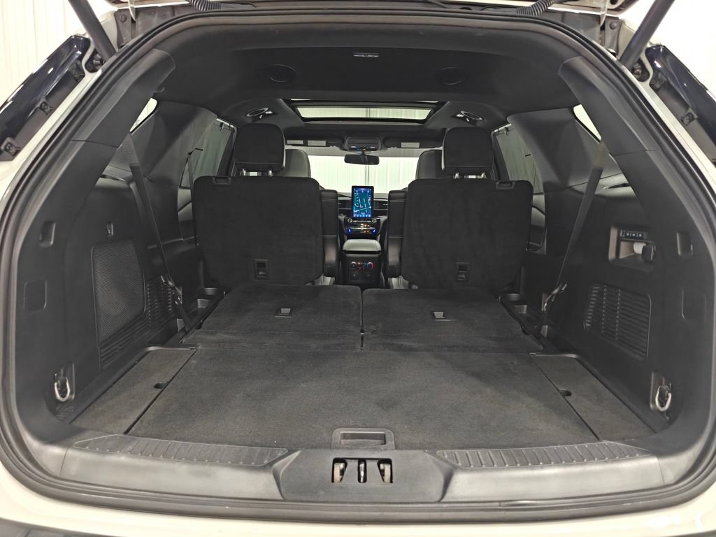 Used 2023 Ford Explorer ST w/ Equipment Group 401A AWD/4WD image 39
