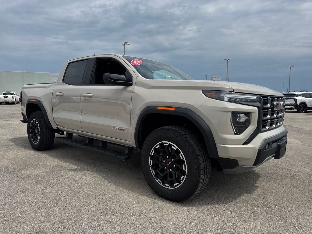 Used 2026 GMC Canyon AT4 AWD/4WD image 9