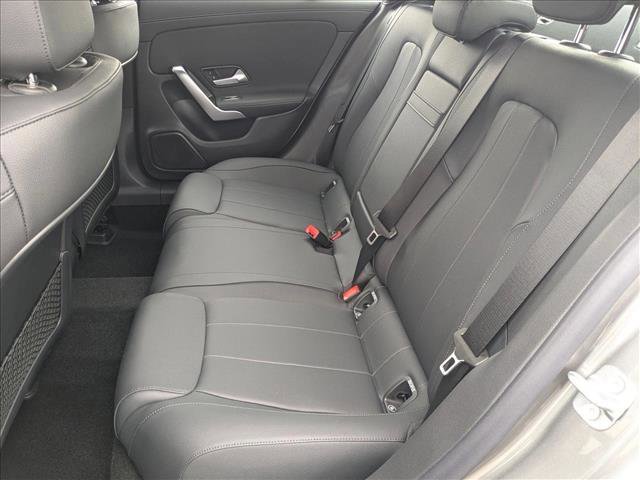 Used 2025 Mercedes-Benz CLA 250 image 14