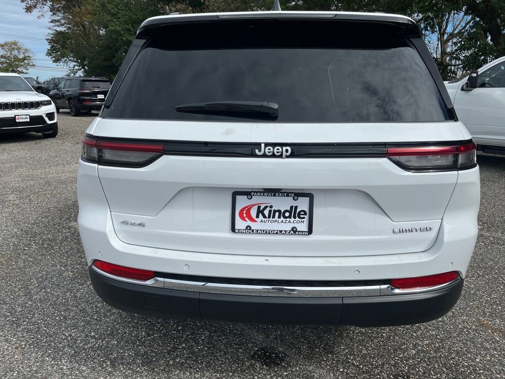 New 2025 Jeep Grand Cherokee Limited w/ Trailer Tow Package image 26