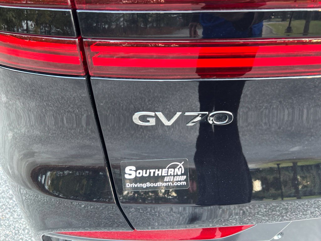 Used 2026 Genesis GV70 2.5T Select AWD/4WD image 11