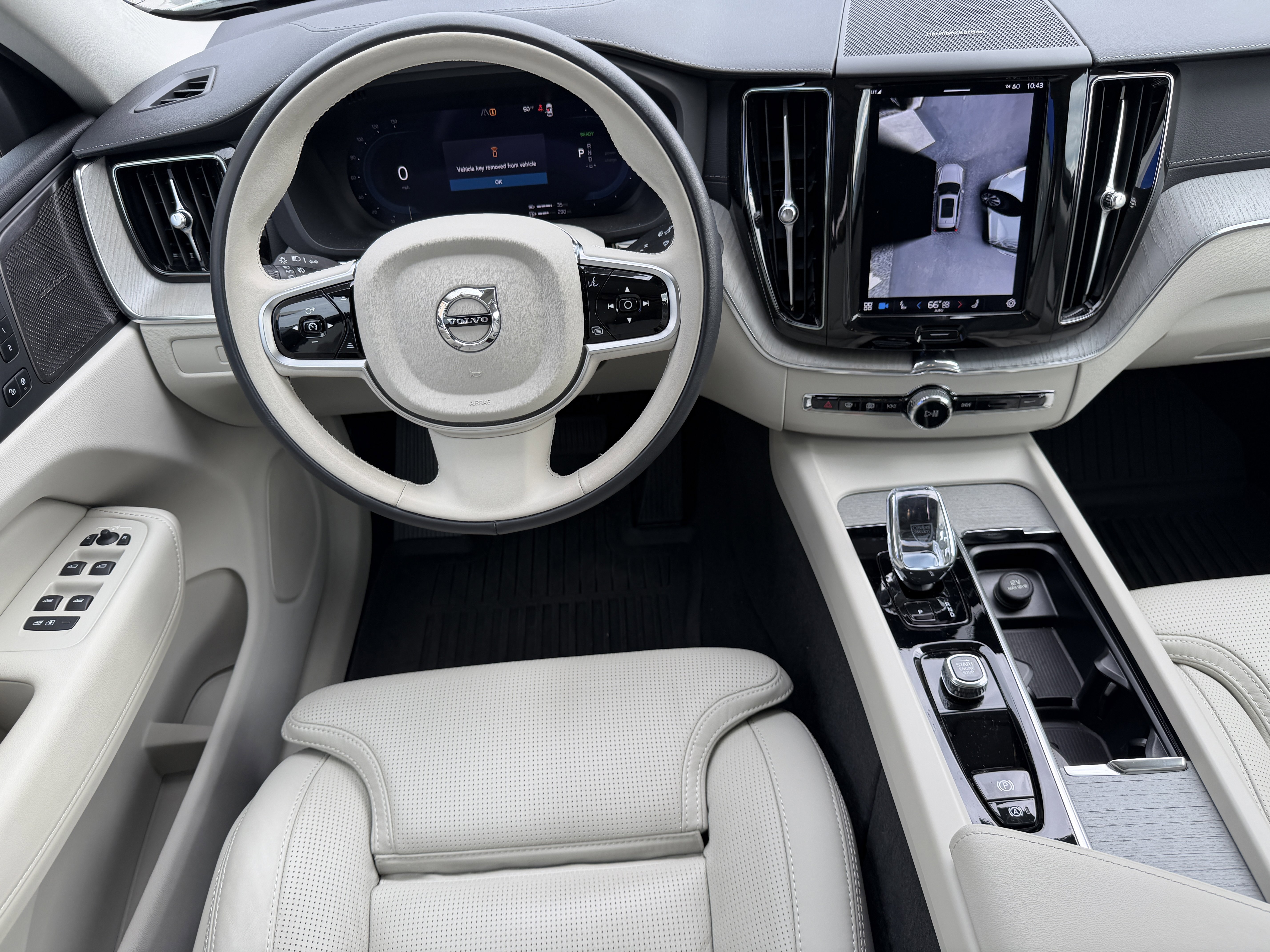 Certified 2025 Volvo XC60 T8 Ultra w/ Protection Package image 14