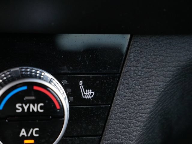 Used 2024 Mitsubishi Outlander SE AWD/4WD image 25