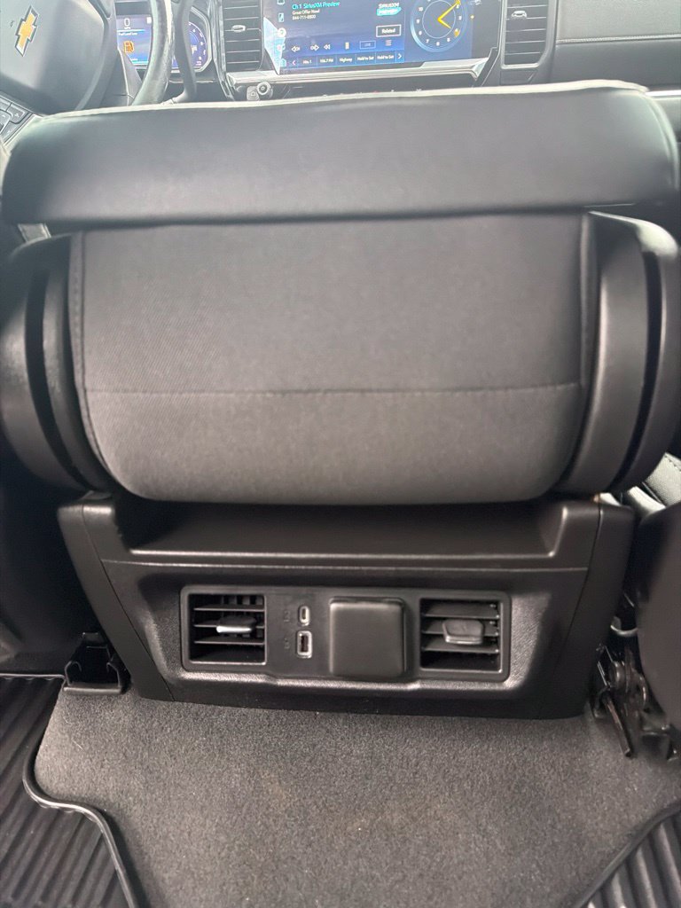Used 2022 Chevrolet Silverado 1500 LT w/ LPO, Dark Essentials Package AWD/4WD image 16