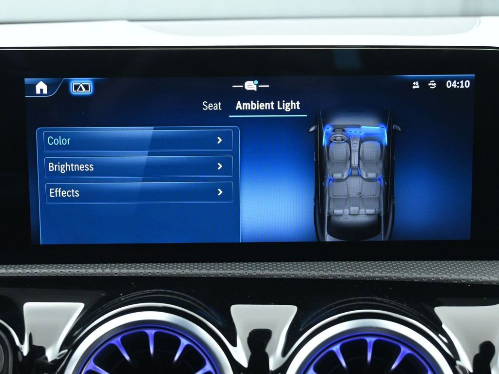 Used 2025 Mercedes-Benz CLA 250 image 36