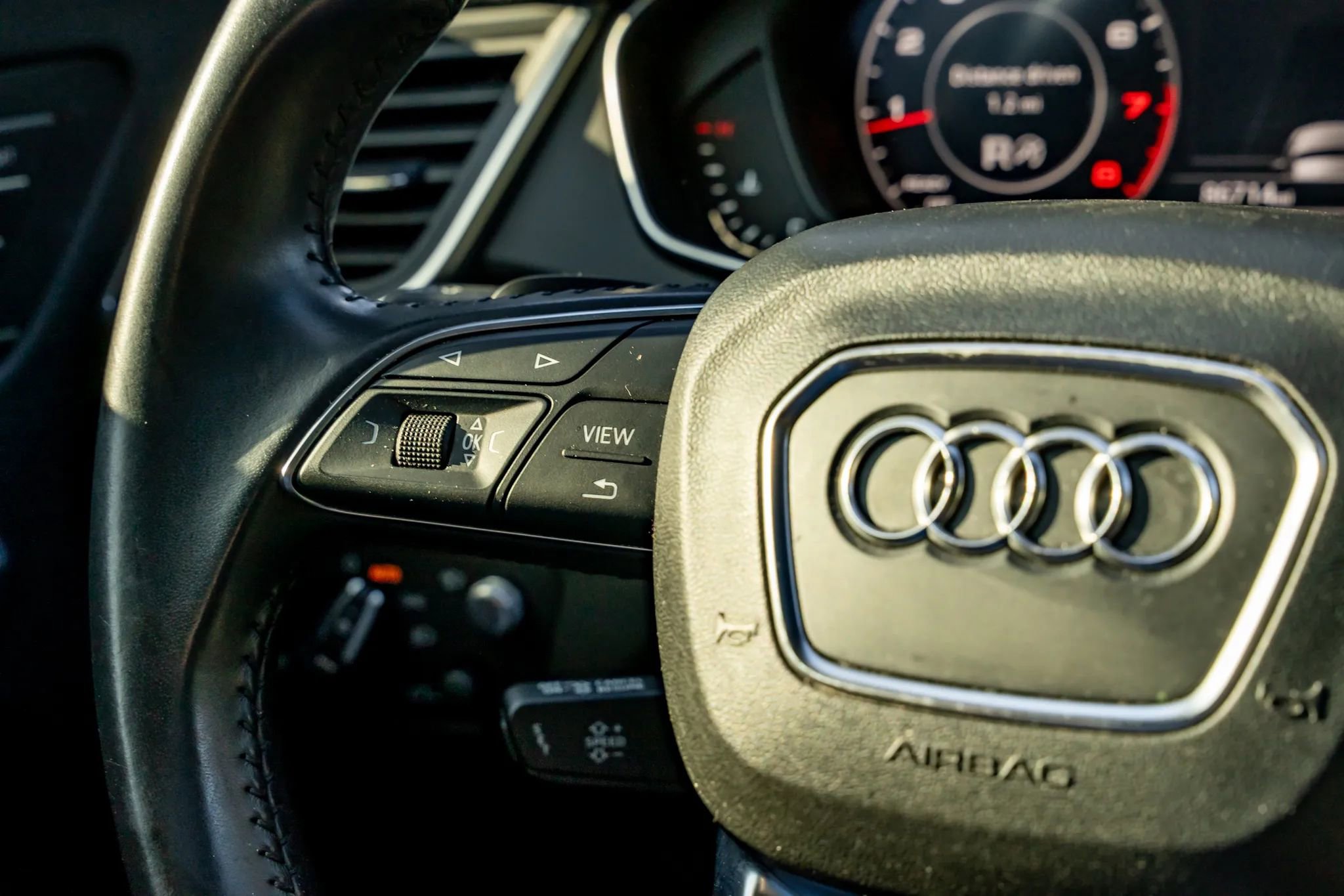 Used 2018 Audi Q5 Prestige w/ Prestige Package image 21