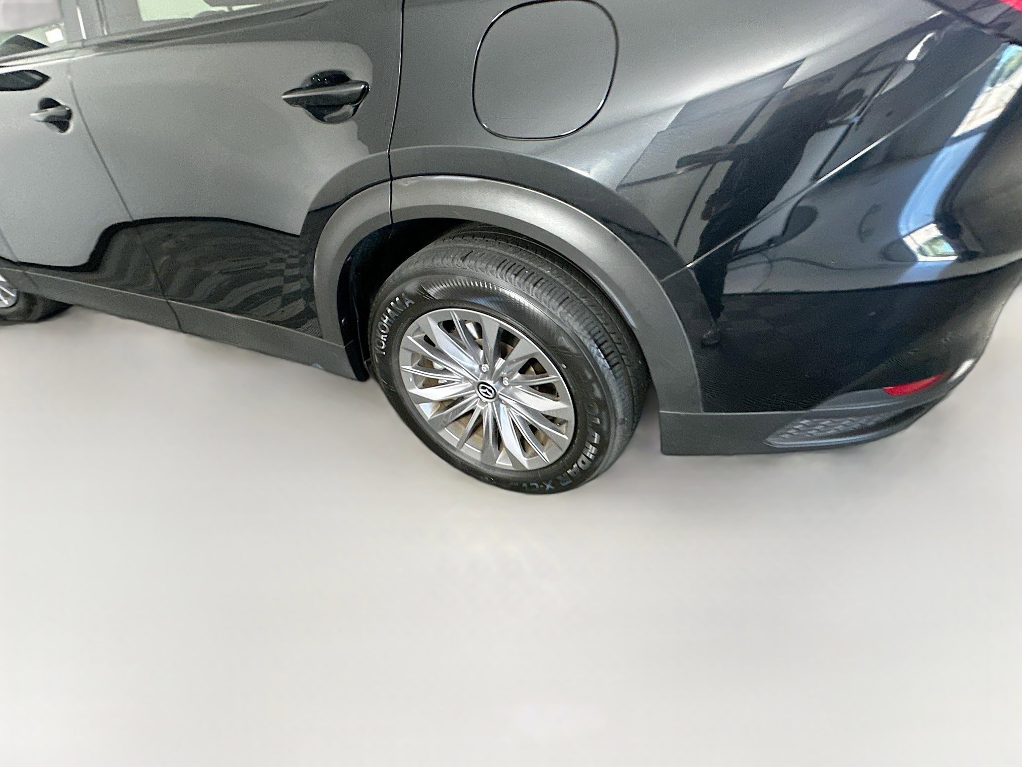 Used 2025 MAZDA CX-90 3.3 Turbo w/ Preferred Package image 11