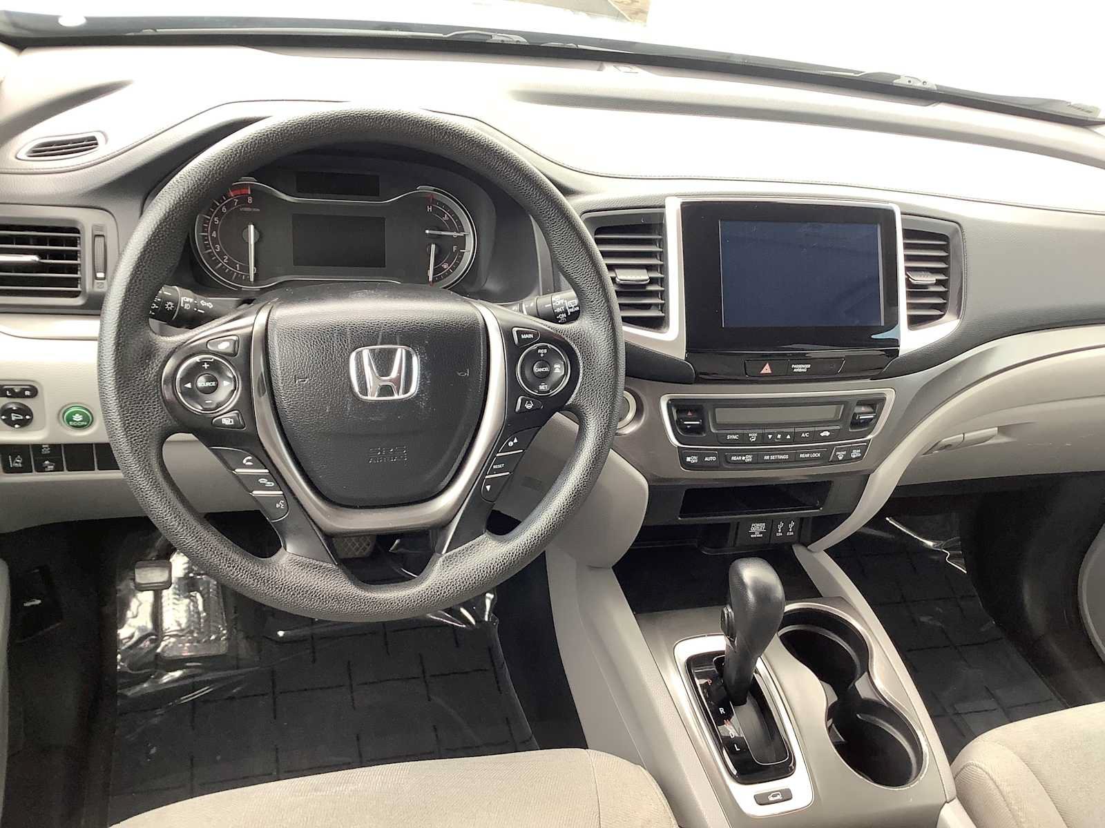 Used 2016 Honda Pilot EX image 10
