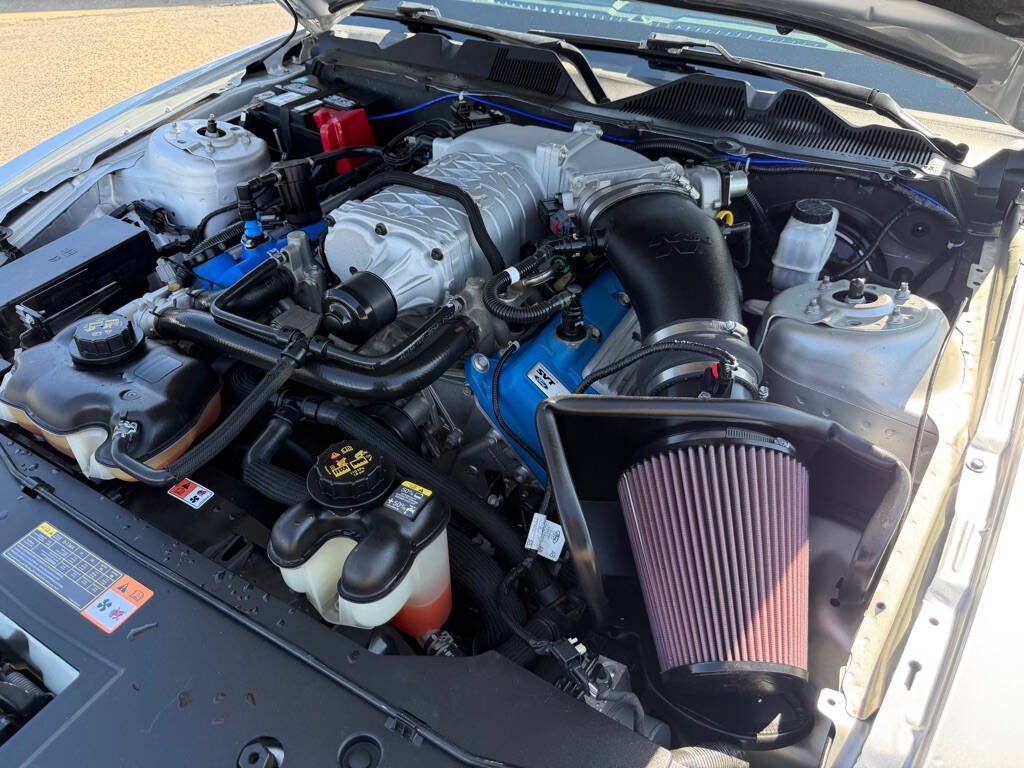 Used 2014 Ford Mustang Shelby GT500 w/ Equipment Group 821A RWD image 59