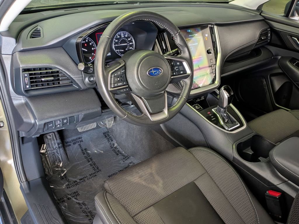 Used 2025 Subaru Outback Premium image 14