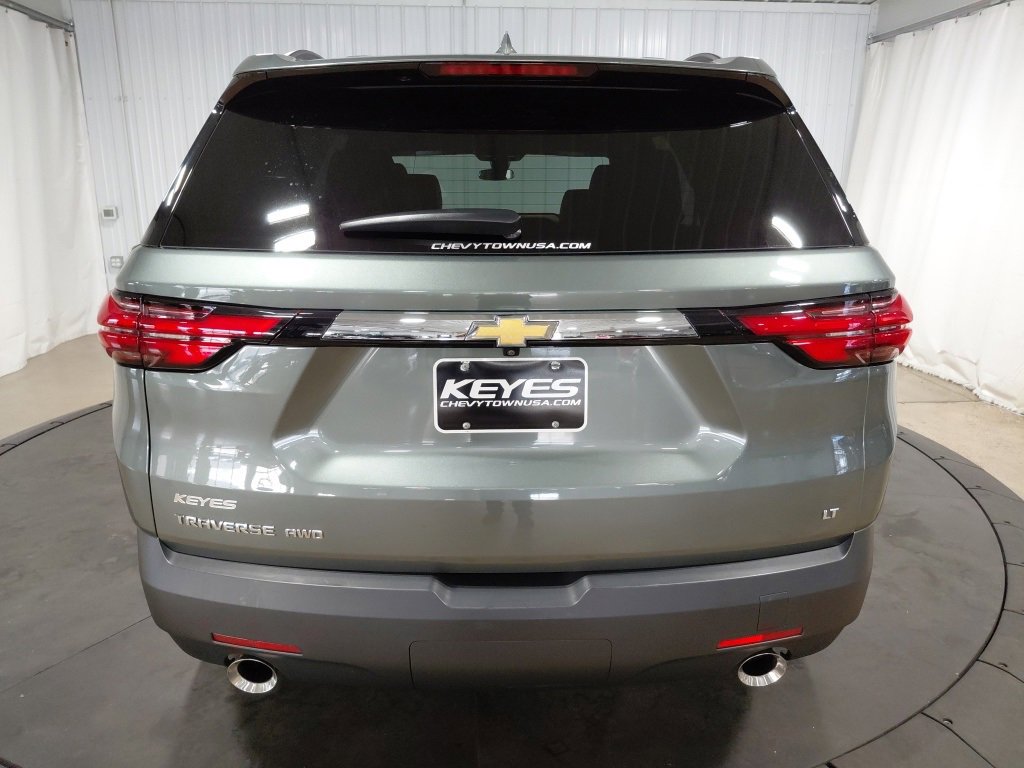 Used 2023 Chevrolet Traverse LT w/ LPO, Floor Liner Package image 7