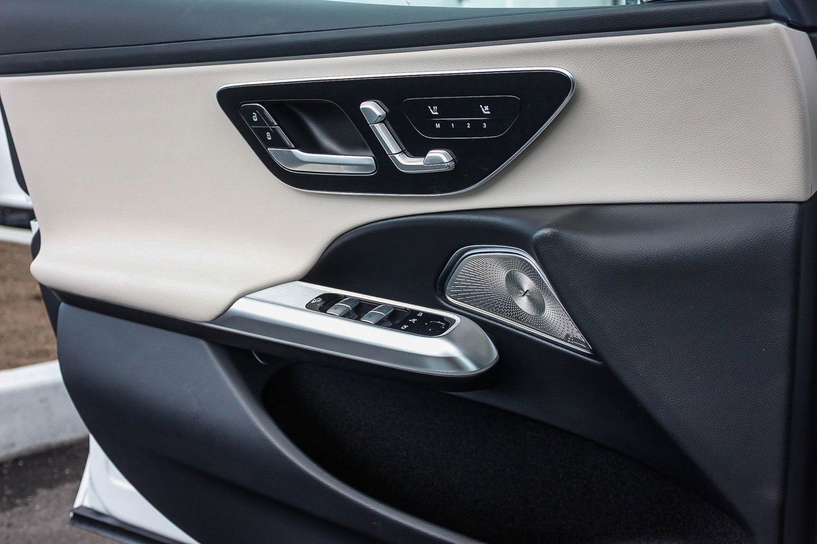 Used 2024 Mercedes-Benz E 450 4MATIC Sedan image 19