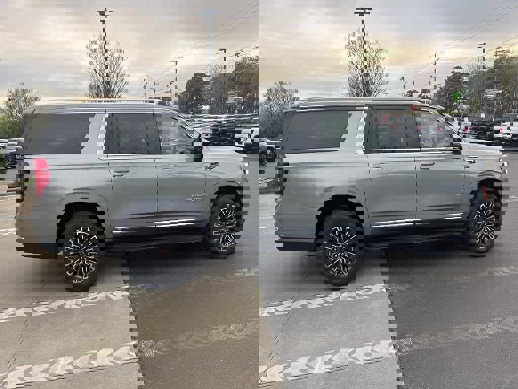 Certified 2026 GMC Yukon XL Elevation w/ Elevation Premium Package image 8