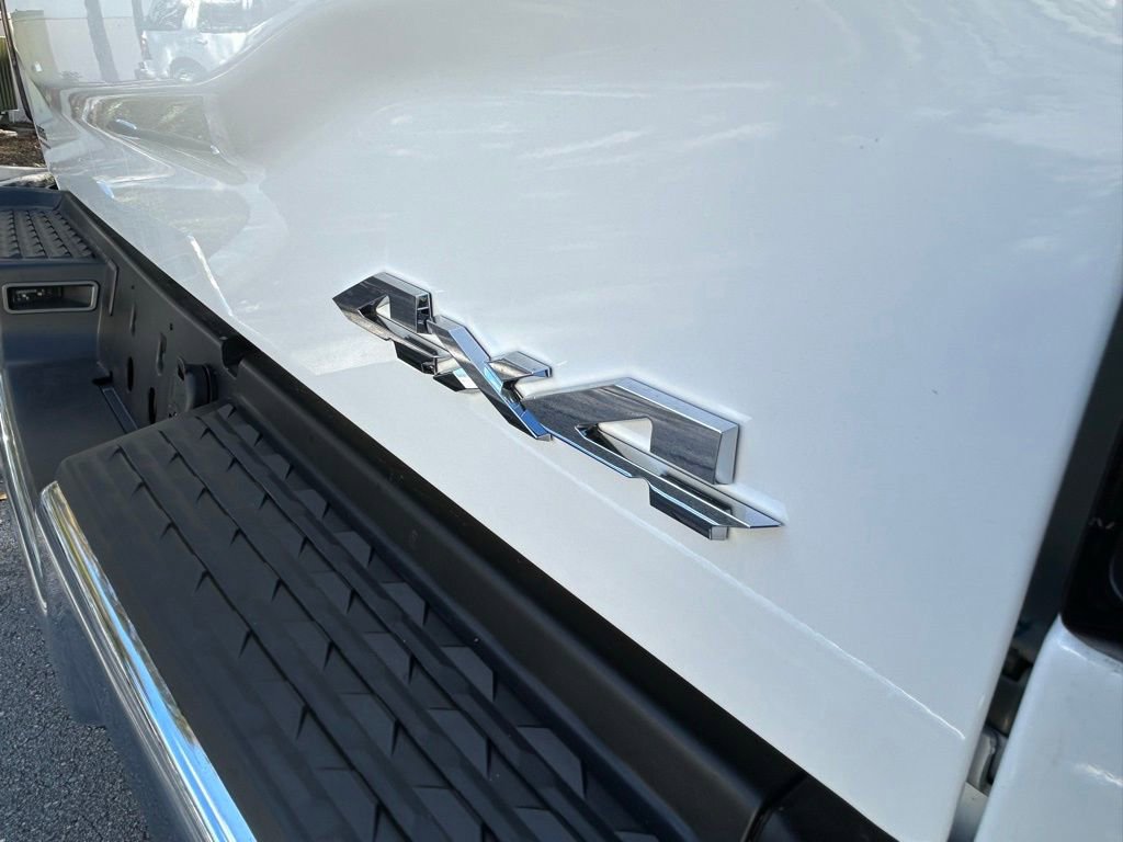 Used 2026 RAM 3500 Tradesman w/ Chrome Appearance Group image 38