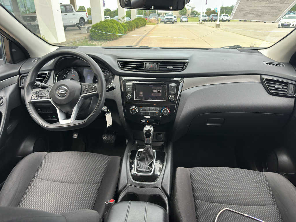 Used 2020 Nissan Rogue Sport S FWD image 11