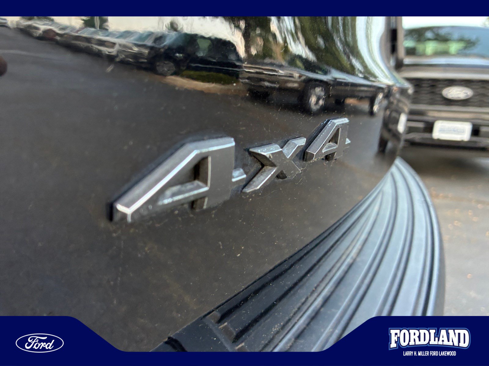 Used 2021 Jeep Grand Cherokee Laredo AWD/4WD image 23
