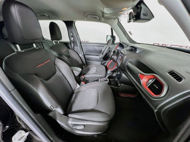 Used 2023 Jeep Renegade Trailhawk AWD/4WD image 38