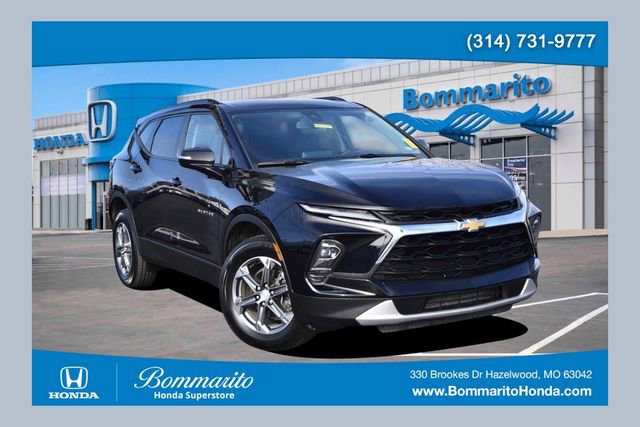 Used 2024 Chevrolet Blazer LT image 1