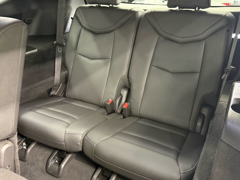 Used 2023 Cadillac XT6 Premium Luxury image 35