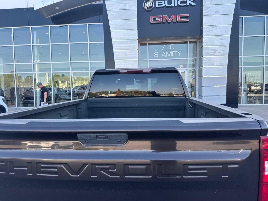 Used 2020 Chevrolet Silverado 1500 LT w/ All-Star Edition AWD/4WD image 10
