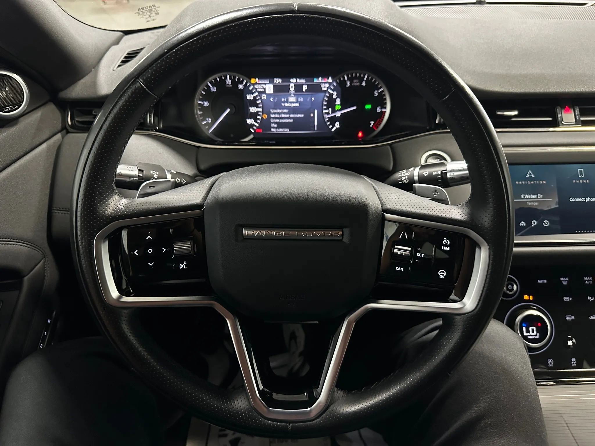 Used 2022 Land Rover Range Rover Evoque R-Dynamic S image 35