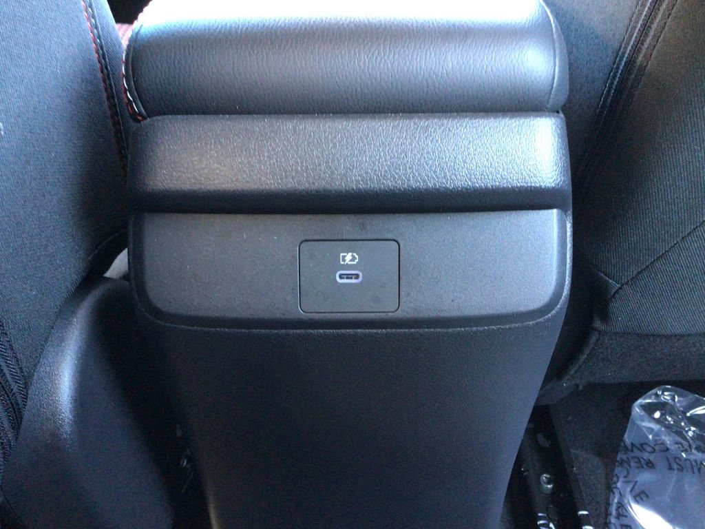 Used 2026 Nissan Sentra SR w/ Floor Mat Package FWD image 33