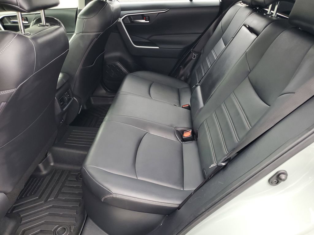 Used 2022 Toyota RAV4 XLE Premium AWD/4WD image 22