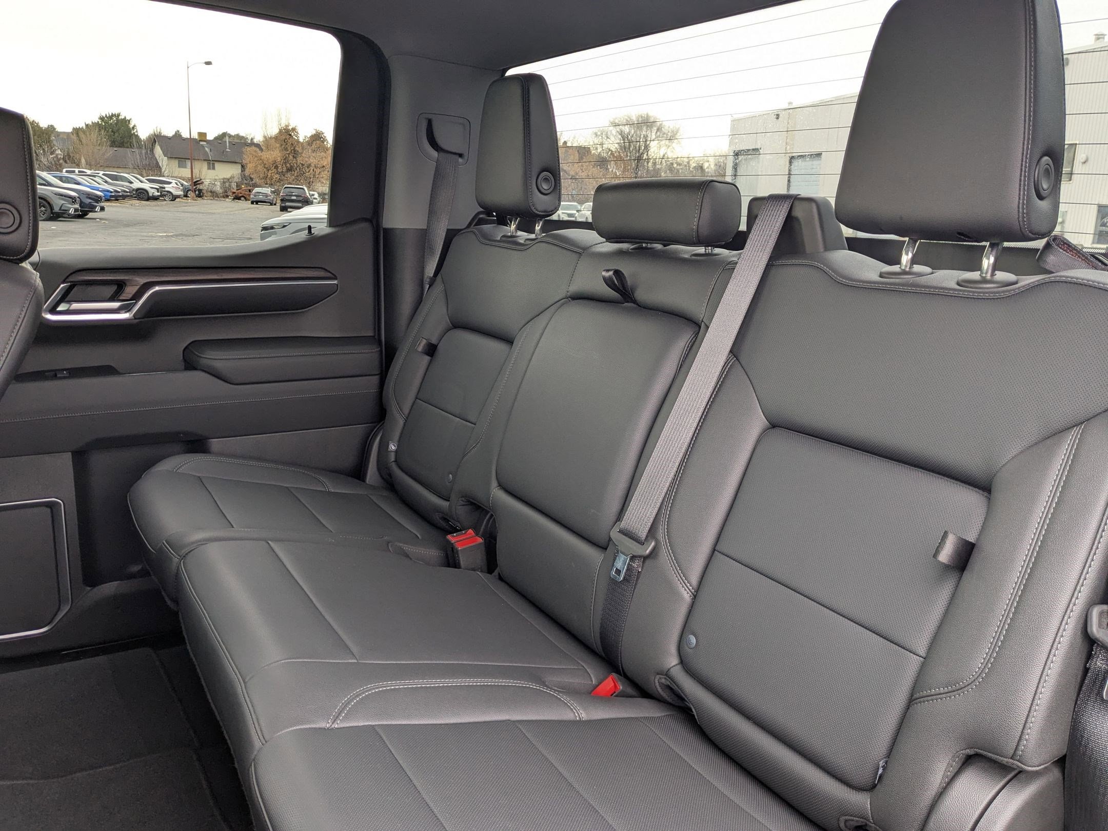 Used 2022 GMC Sierra 1500 SLT w/ SLT Convenience Package image 31