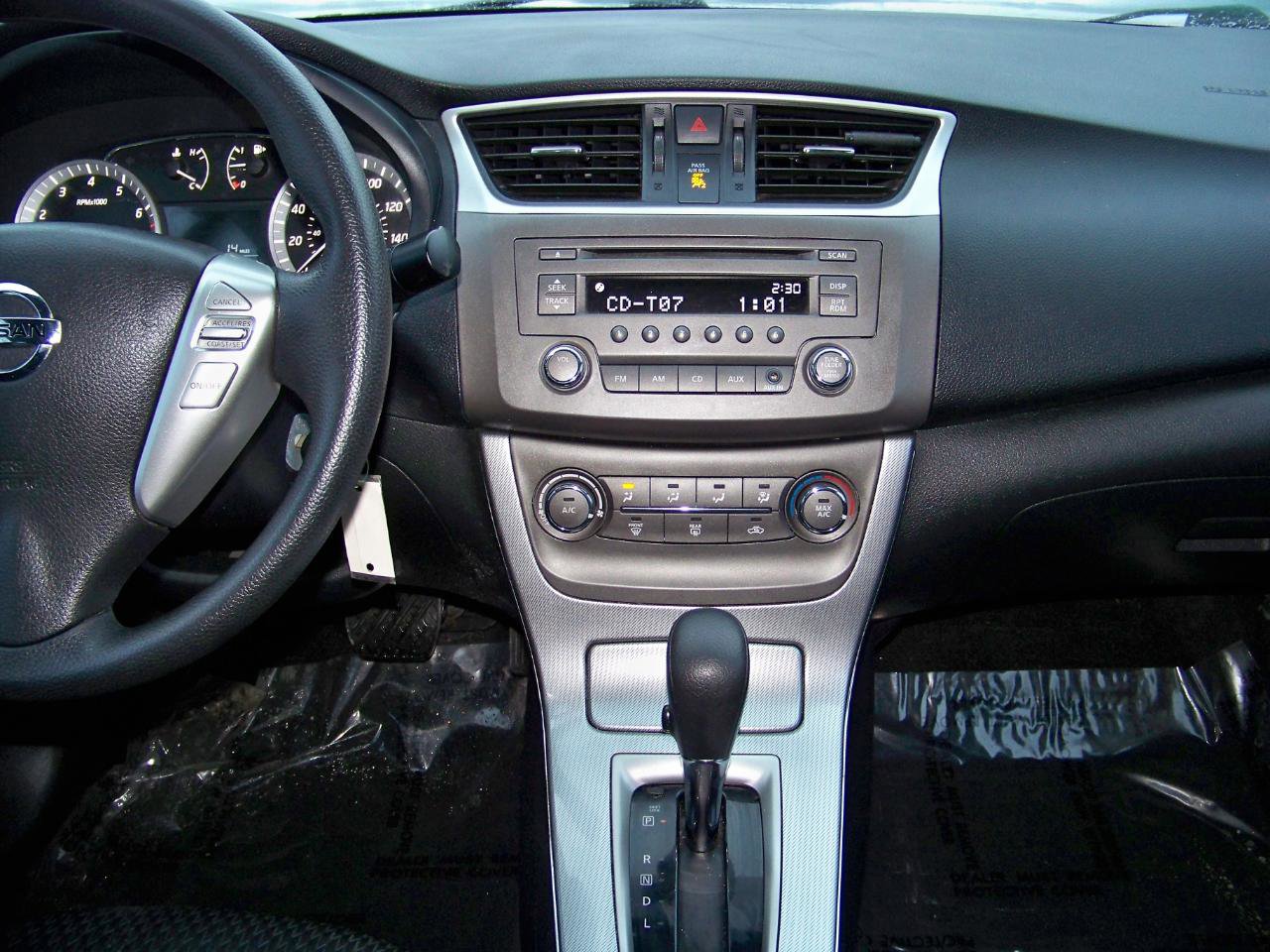Used 2013 Nissan Sentra SR image 31