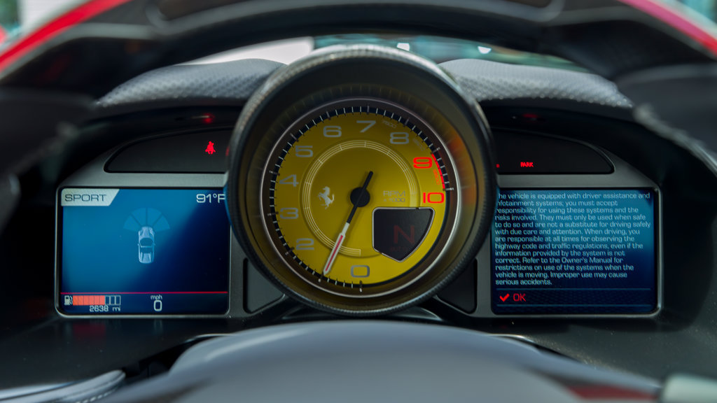 Used 2021 Ferrari 812 GTS RWD image 15
