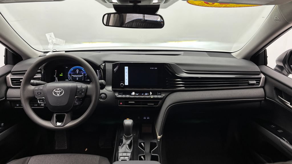 Used 2026 Toyota Camry LE FWD image 23