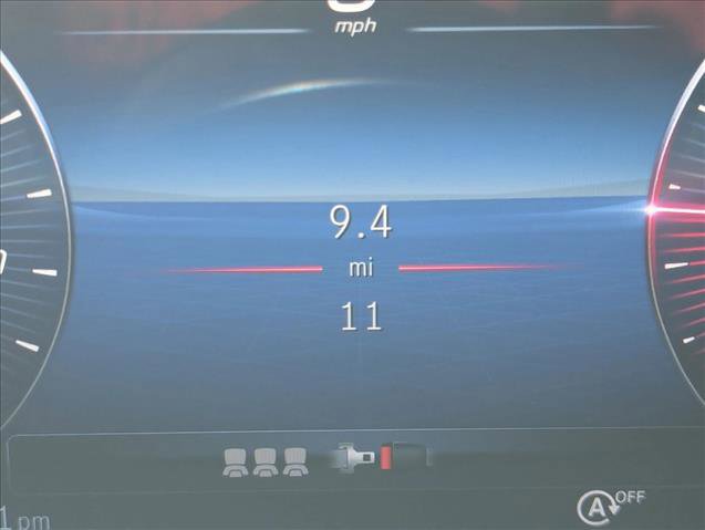 New 2026 Mercedes-Benz GLB 250 image 10