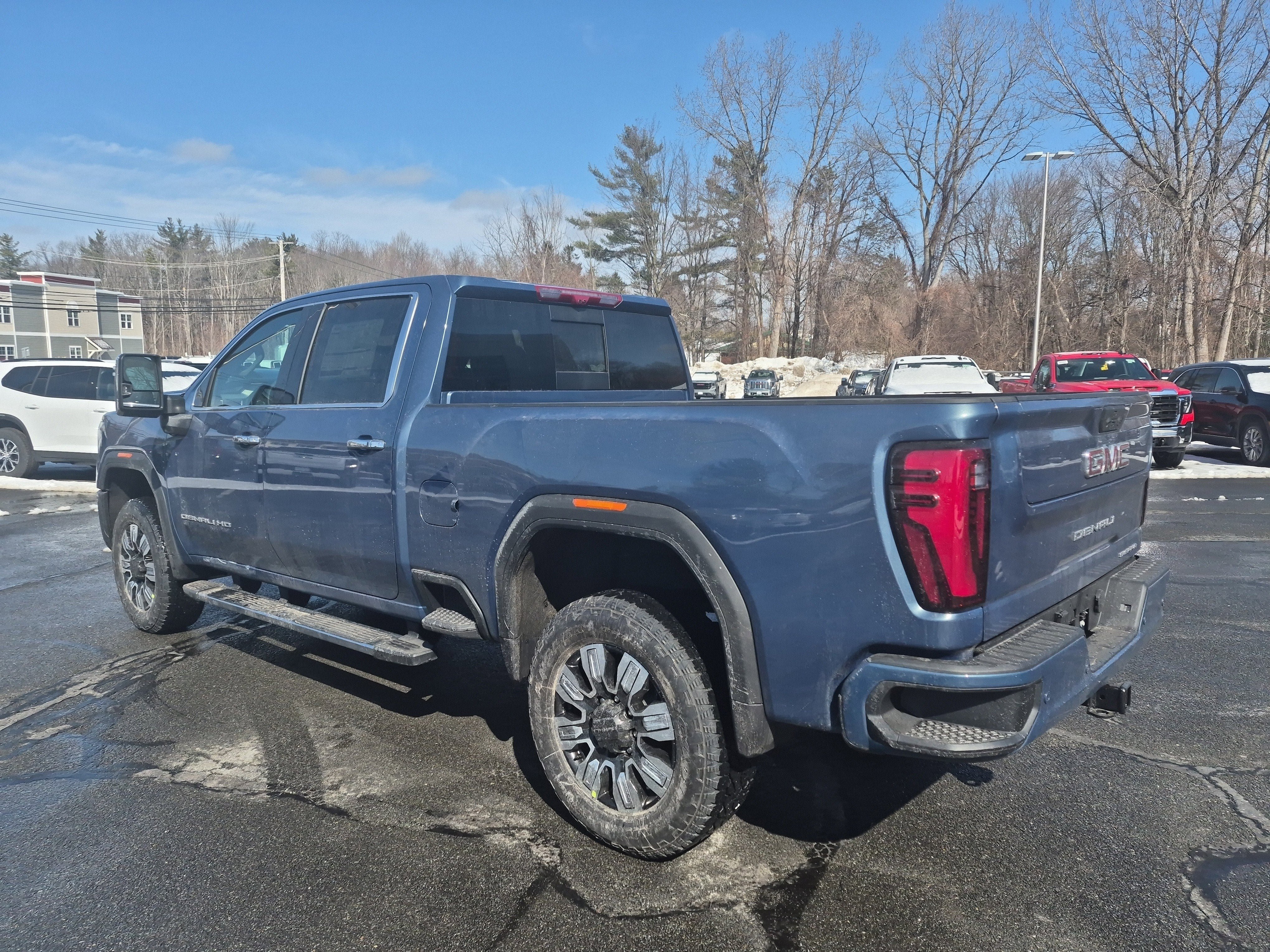New 2026 GMC Sierra 2500 Denali w/ Denali Reserve Package AWD/4WD image 15