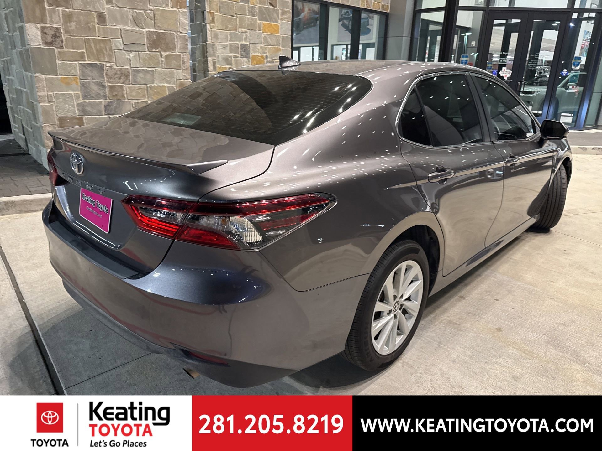 Used 2023 Toyota Camry LE image 7