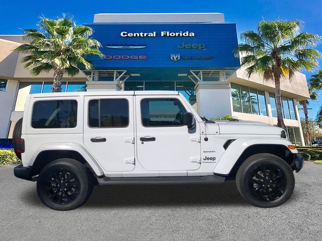 Certified 2023 Jeep Wrangler Sahara w/ Dual Top Group image 4