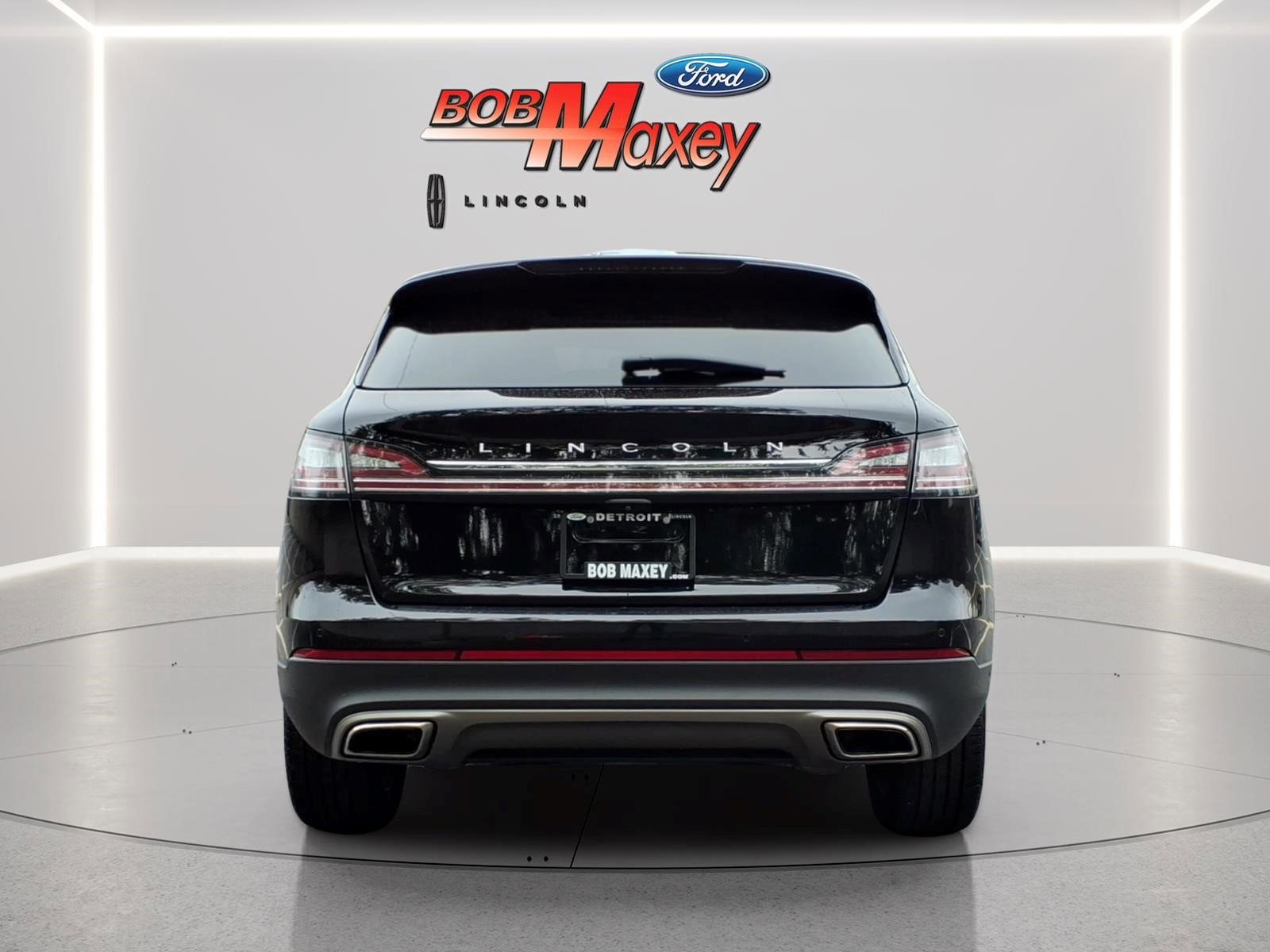 Used 2023 Lincoln Nautilus Reserve w/ Equipment Group 201A AWD/4WD image 5
