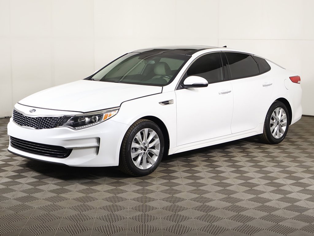 Used 2018 Kia Optima EX w/ Premium Package image 8