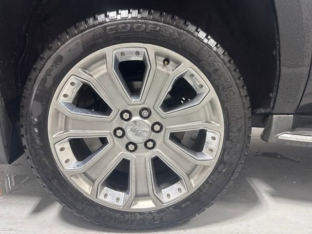 Used 2016 GMC Yukon XL SLT w/ Enhanced Security Package AWD/4WD image 6