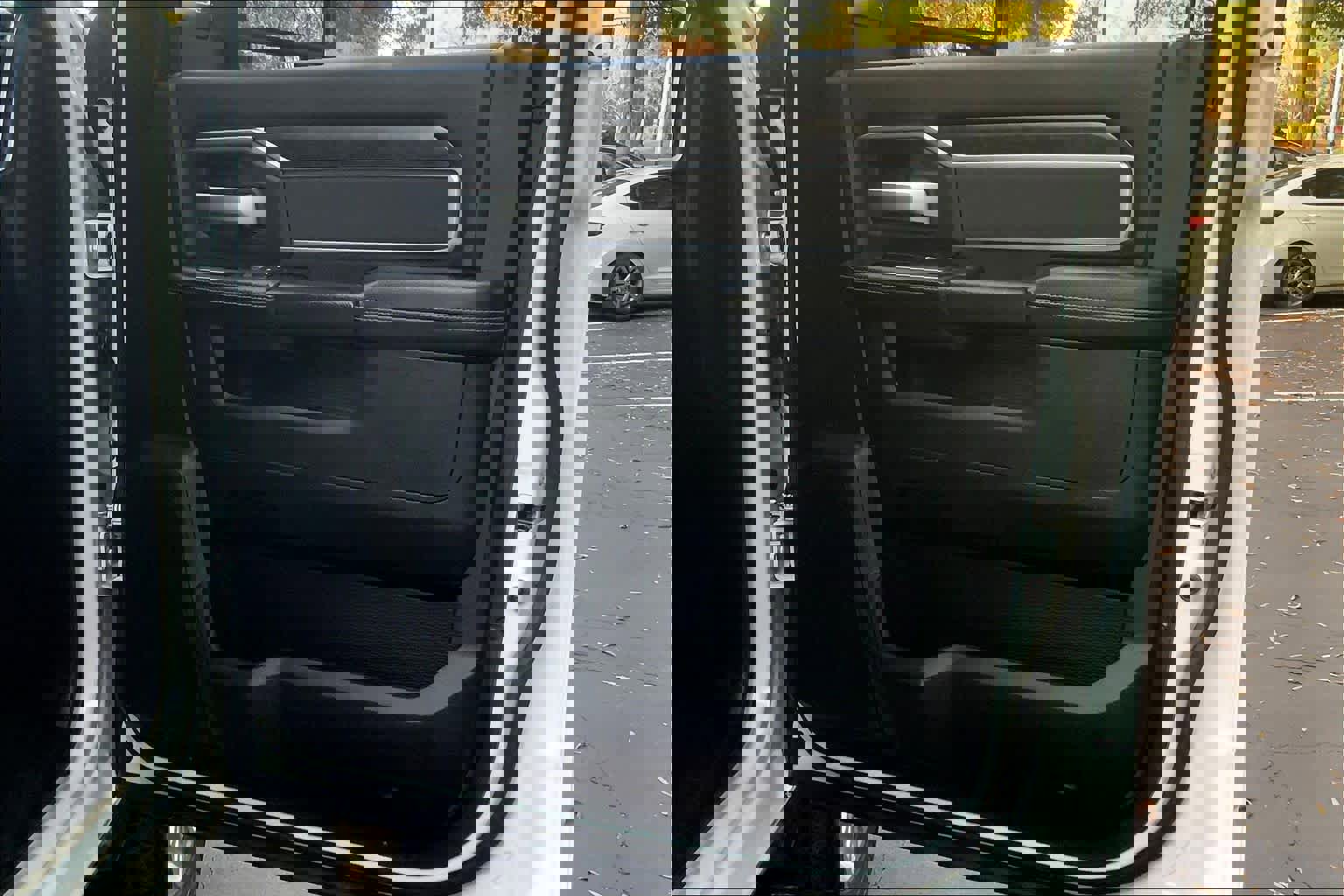 Used 2024 RAM 3500 Big Horn image 21