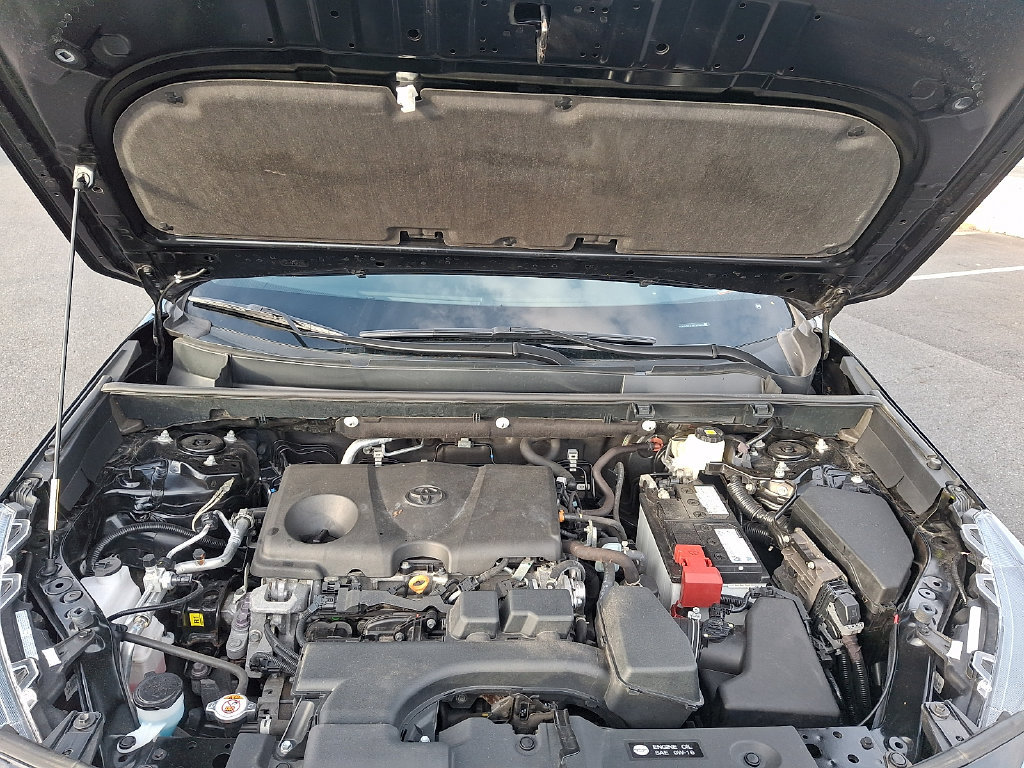 Used 2024 Toyota RAV4 XLE AWD/4WD image 27
