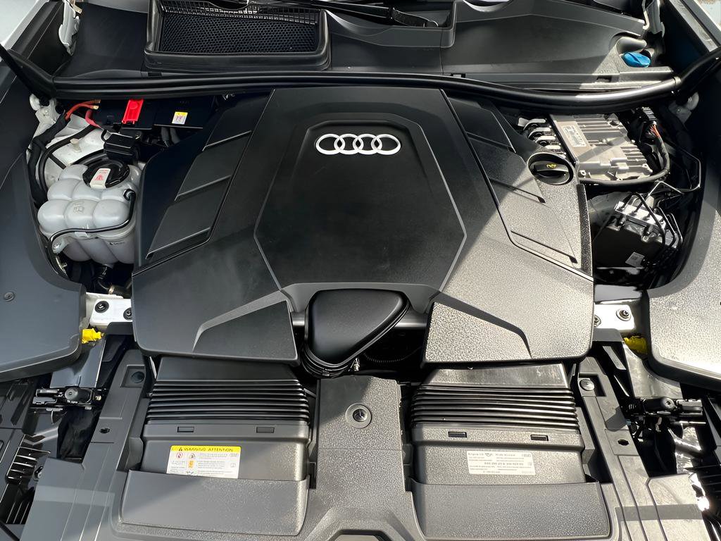 Used 2022 Audi Q8 Premium Plus image 40