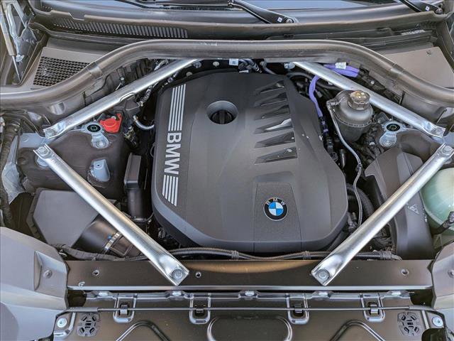 Used 2026 BMW X7 xDrive40i w/ M Sport Package AWD/4WD image 18