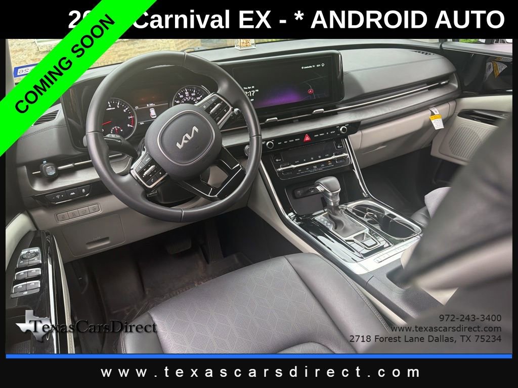 Used 2024 Kia Carnival EX FWD image 5