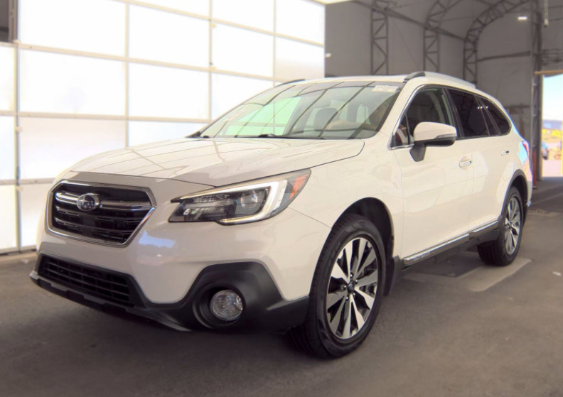 Used 2018 Subaru Outback 2.5i Touring w/ Protection Package #1 AWD/4WD image 1